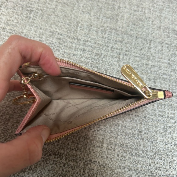 Michael Kors Large EW Crossbody Bag & Wallet Pink - Picture 3 of 7